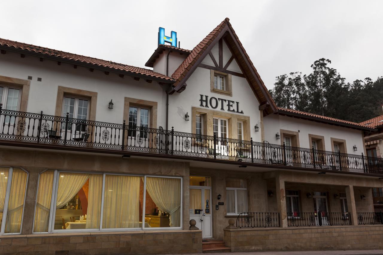 Hotel La Terraza De Puente Viesgo Exteriör bild
